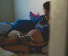 Sommeil et grossesse : 5 conseils pour bien dormir enceinte