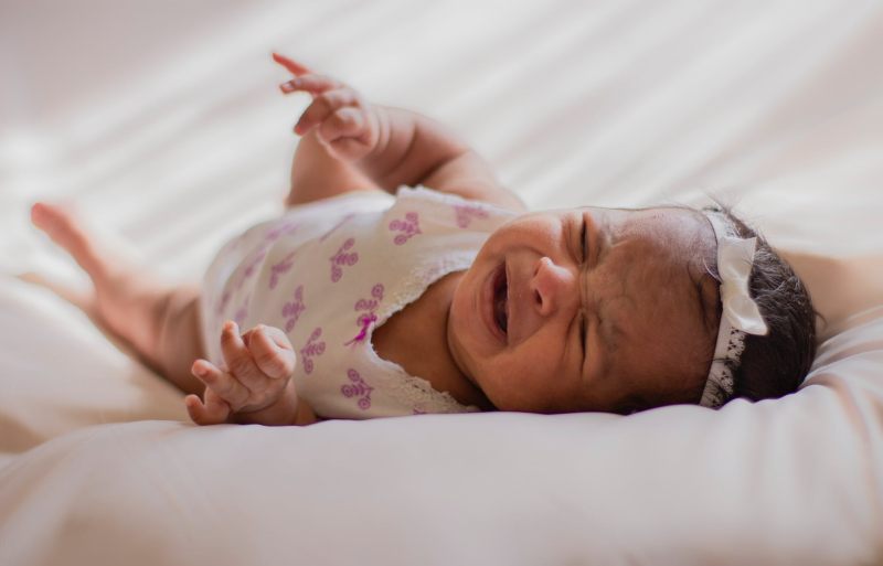 Comment calmer les pleurs d'un bébé en quelques secondes - Terrafemina